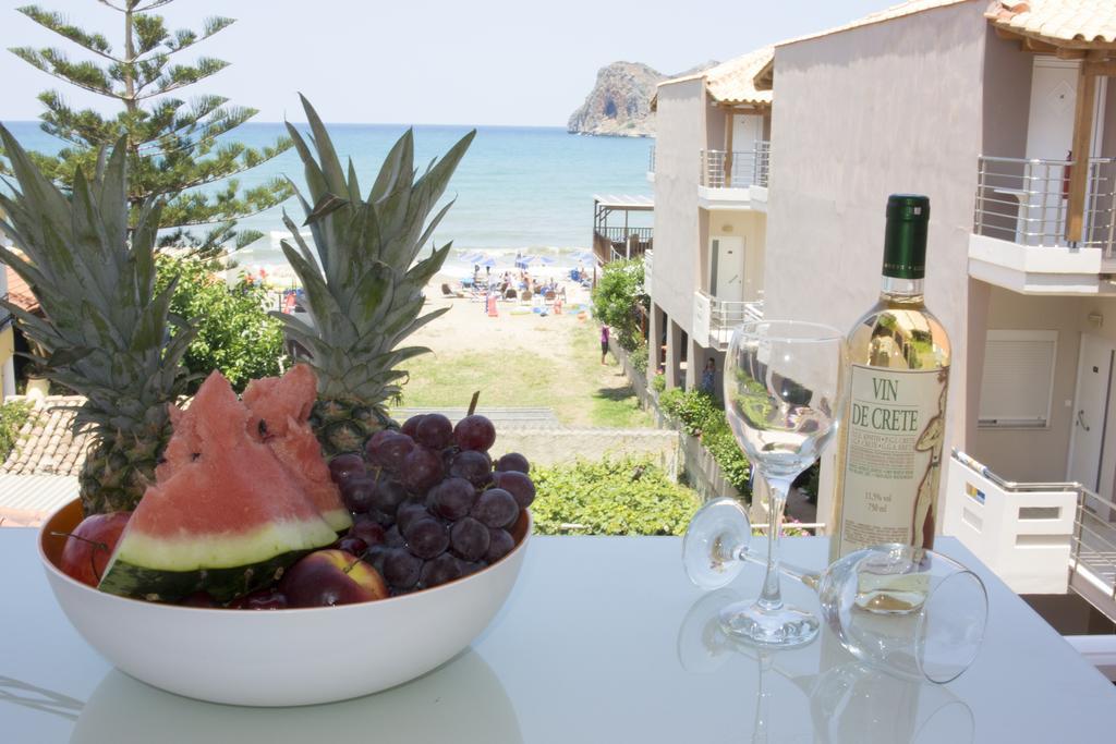 Michael Apartments Agia Marina Exteriér fotografie